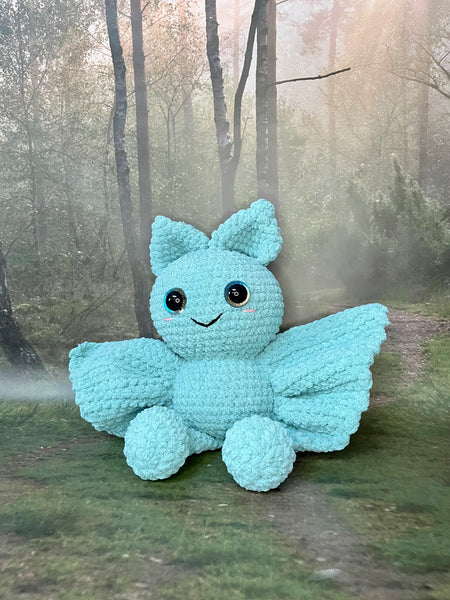Medium Hatching Bat